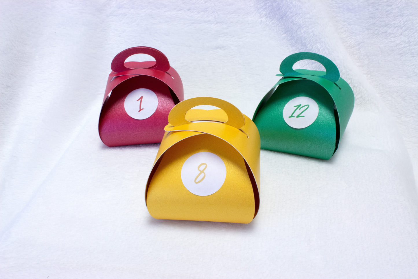 2025 12-Day Candleflare Advent Calendar with Handmade Soy Candles - 12 Days of Christmas